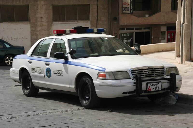 File:Jordanian Police Car.jpg