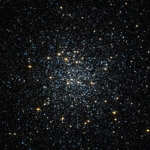M92 Hubble WikiSky.jpg