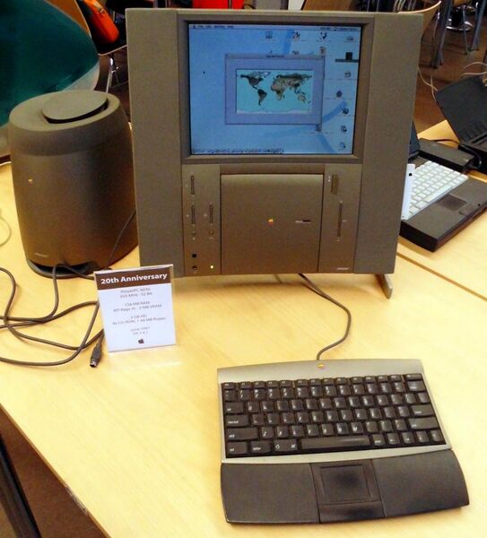File:Twentieth Anniversary Macintosh, Berlin 2014.jpg