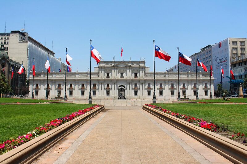 File:Palacio de La Moneda - miguelreflex.jpg