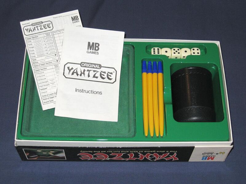 File:Original Yahtzee game set - 1980s UK release.jpg