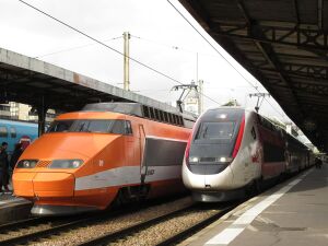 Deux TGV à Paris-Lyon.jpg