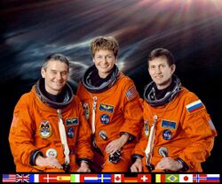 ISS Expedition 5 crew.jpg