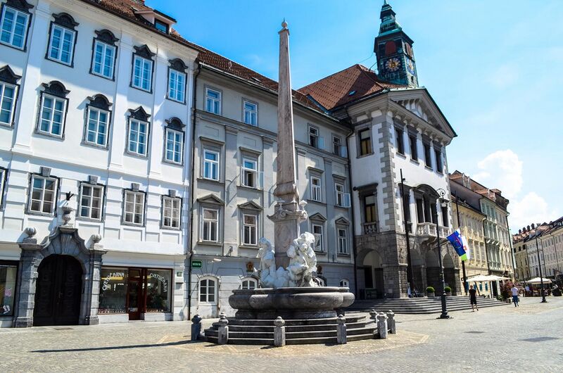 File:Ljubljana Robba fountain (23665322093).jpg