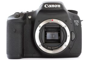 Canon EOS 7D DSLR body front.jpg