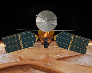Mars Reconnaissance Orbiter, front view, artist's concept (PIA07245).jpg