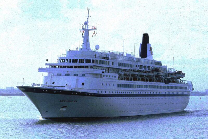 File:Royal Viking Sea Southampton 1986.jpg