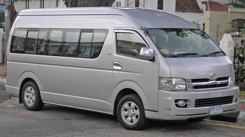File:Toyota Hiace (fifth generation) (Grand Cabin) (front).jpg