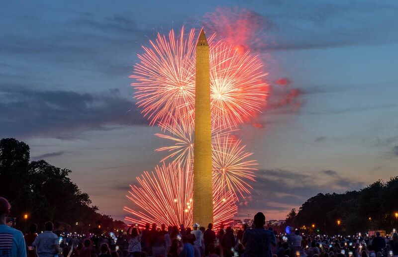 File:Fourth of July Washington D.C. Washington Monument National Mall (52194788982).jpg