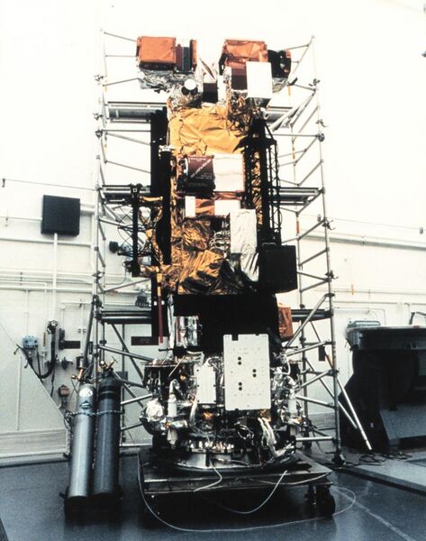 File:NOAA K (15) prior to launch.jpg