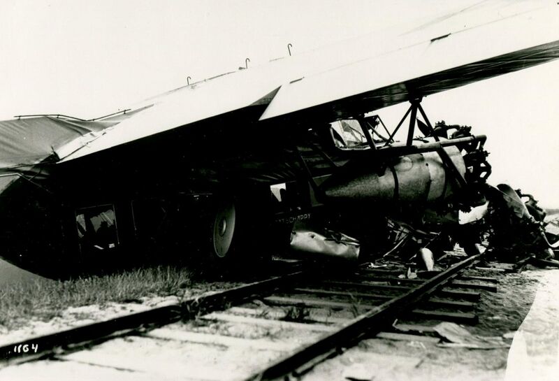 File:Ongeval met de Fokker F.IX PH-AFK op 4 augustus 1931 op Waalhaven (2161 026708).jpg