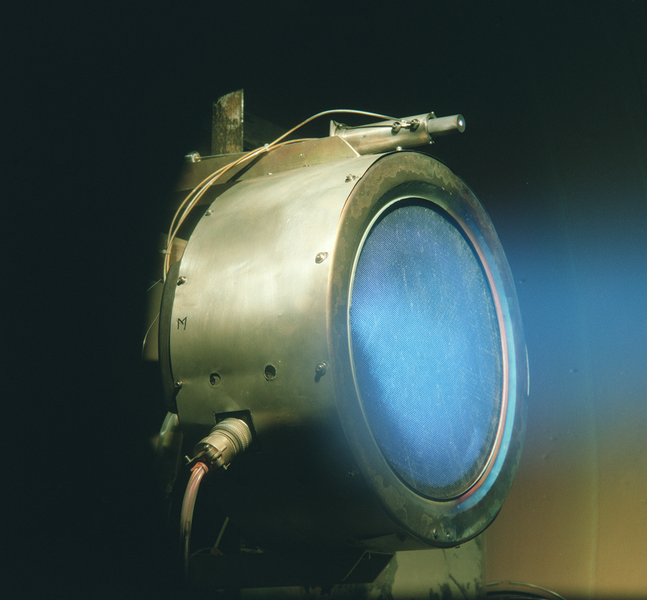 File:Xenon ion engine prototype.png