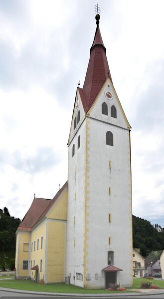 File:Kath. Pfarrkirche hl. Georg und ehem. Friedhof Kainach 06.jpg