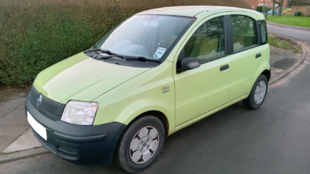 2006 Fiat Panda 1.1i Active (Front).png