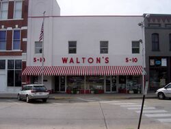 Picture of Sam Walton's original Five and Dime store in Bentonville, Arkansas, now serving as The Walmart Museum.