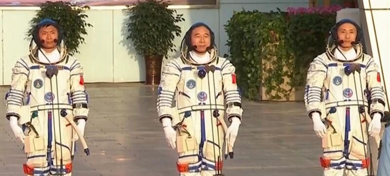 File:神舟十六号航天员 Shenzhou 16 crew.jpg