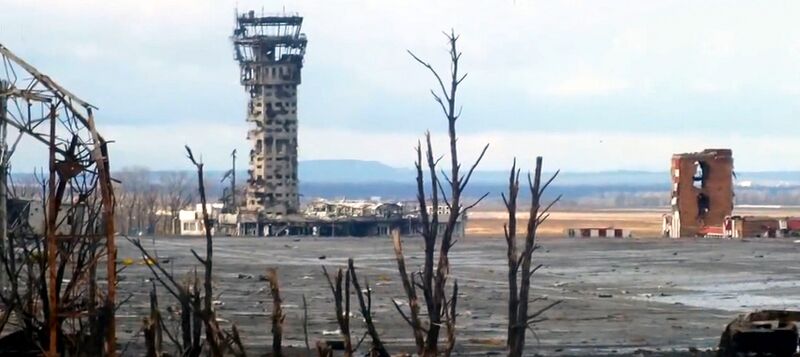 File:Ruins of Donetsk International airport (16).jpg