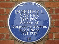 The plaque reads: English Heritage. Dorothy L. Sayers 1893–1957 Writer of detective stories lived here 1921–1929